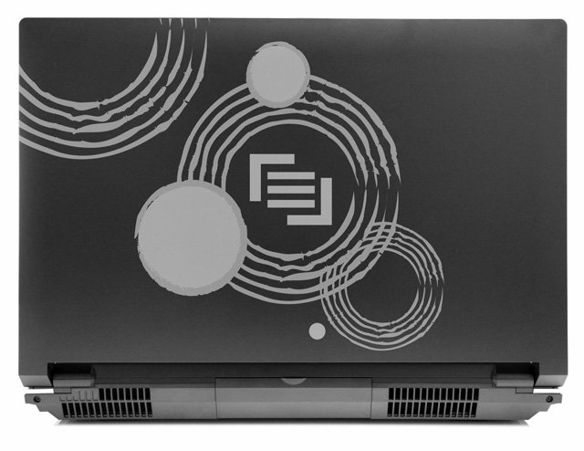 Maingear eX-L 17: 3D-ноутбук за $8000